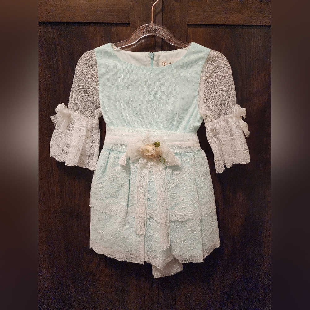 Girls size 4 dress, Ju PetitPop